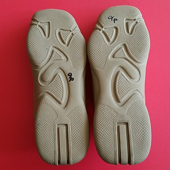 *gift*PIERRE DUMAS SLIP ON SHOES WITH RUBBER SOLES - Picture 3 of 6